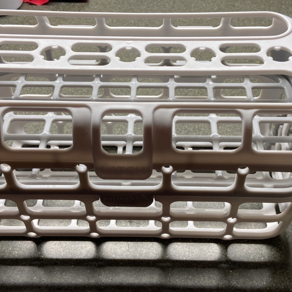 Dishwasher baby holder